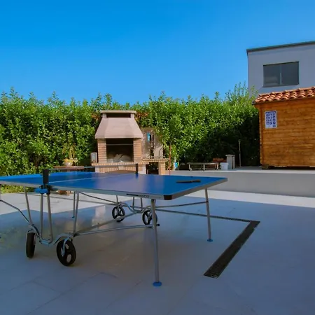 Natalia With Private Pool Near The Sea * Pula