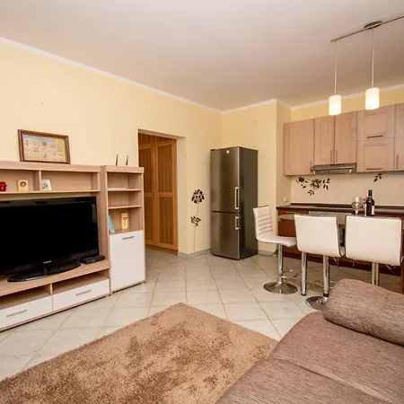 Natalia With Private Pool Near The Sea Villa *