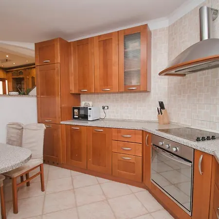 Natalia With Private Pool Near The Sea Villa Pula