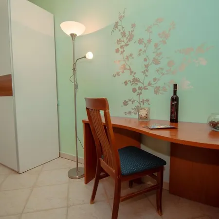 Villa Natalia With Private Pool Near The Sea