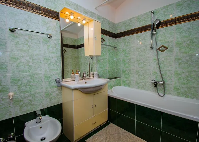 Natalia With Private Pool Near The Sea Willa Pula