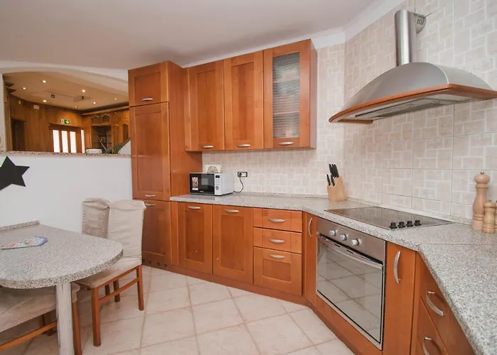 Natalia With Private Pool Near The Sea Вилла Пула