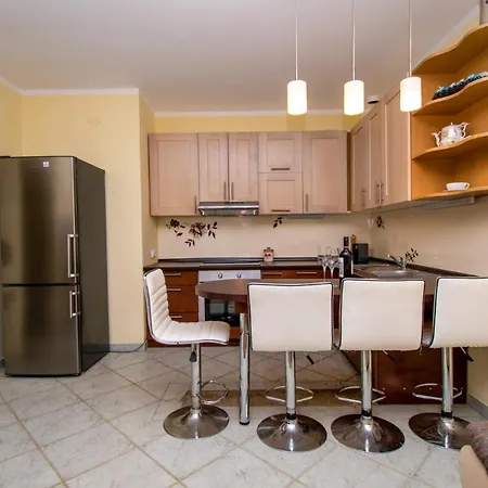 Natalia With Private Pool Near The Sea